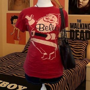 L.O.L Vintage Red “I Believe” Christmas Tee – XL (See Description)